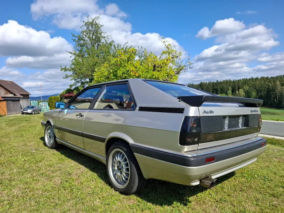 Audi 80 1985 photo 3