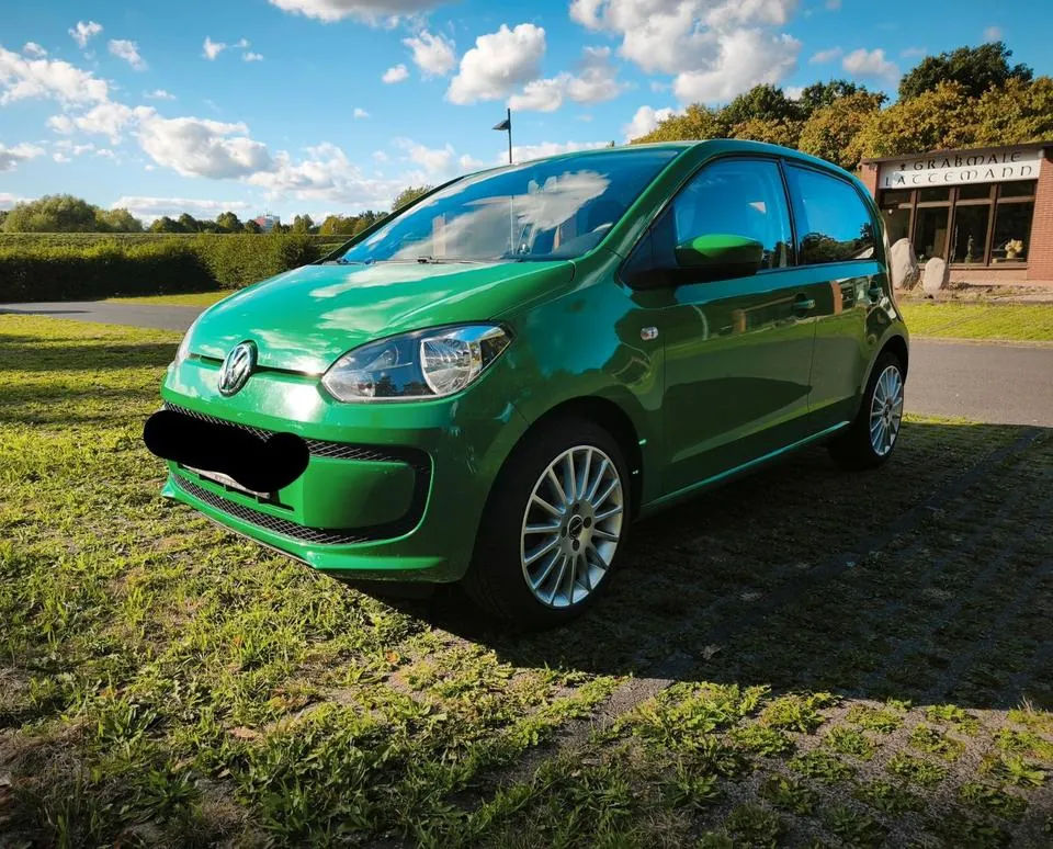 Volkswagen Up