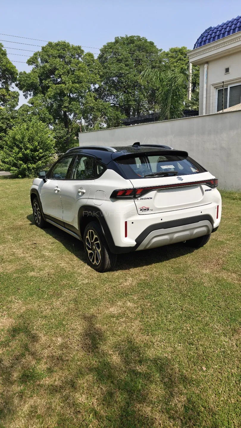Suzuki Fronx