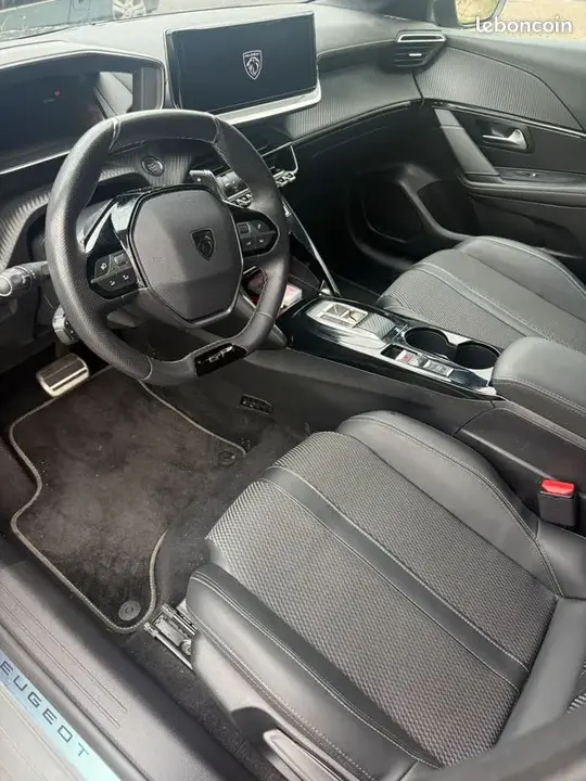Peugeot 208 2024 photo 3