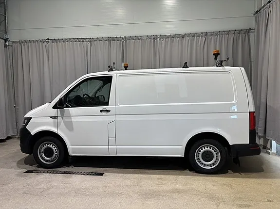 Volkswagen Transporter 2017 photo 2