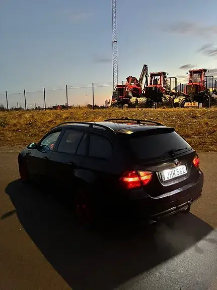 BMW 320I 2007 photo 2