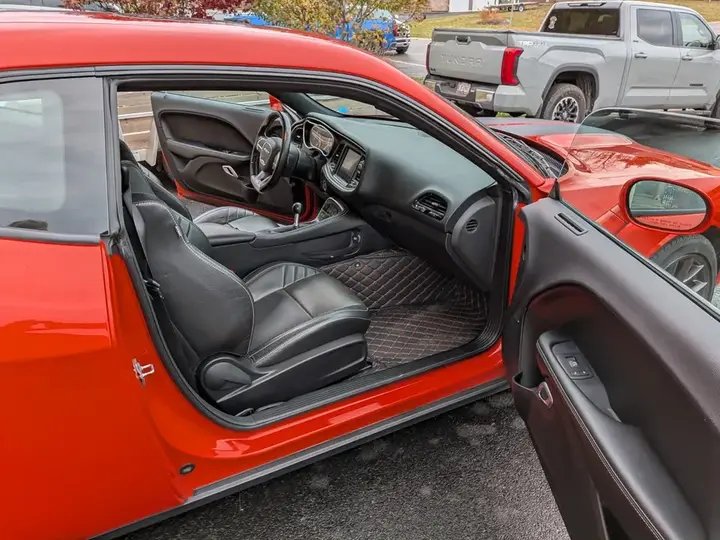 Dodge Challenger 2016 photo 3