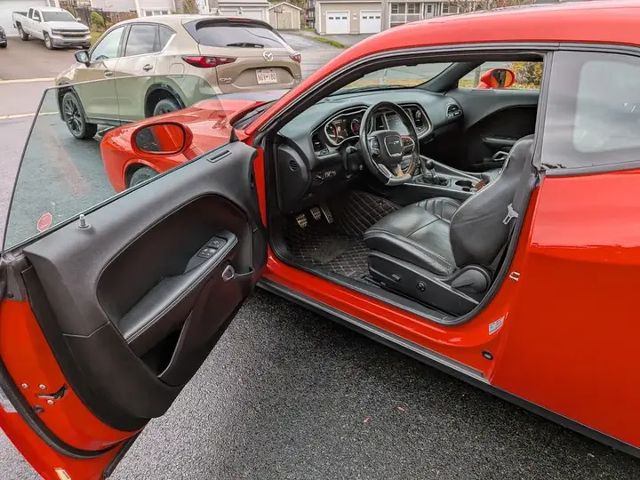 Dodge Challenger 2016 photo 5