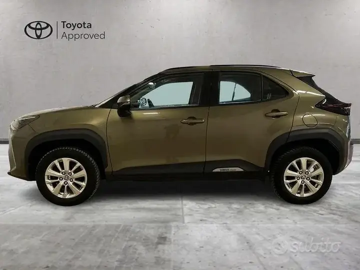 Toyota Yaris Cross 2023 photo 3