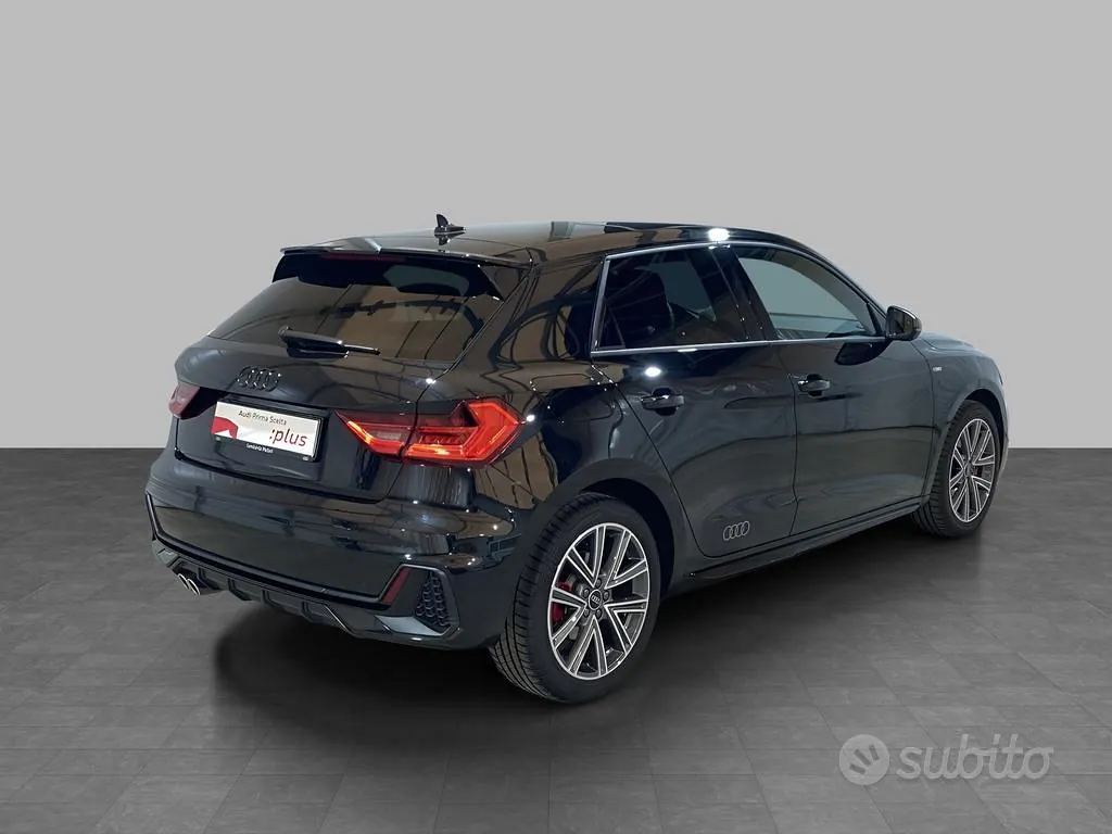 Audi A1 2025 photo 2
