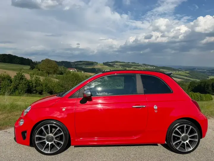 Abarth 500 2020 photo 2