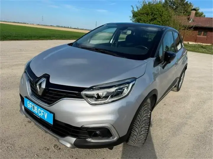 Renault Captur 2017 photo 2