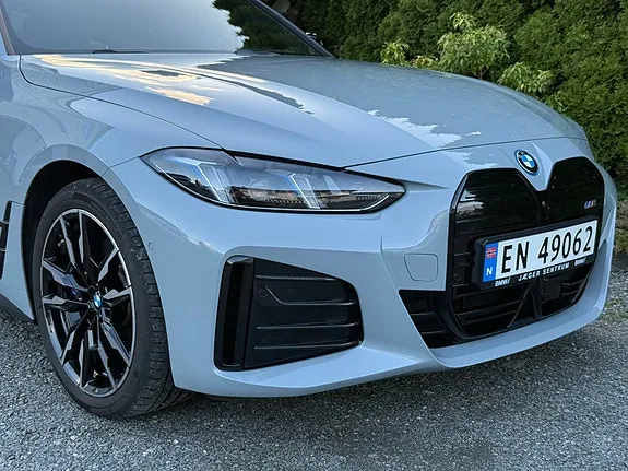 BMW I4 2025 photo 5
