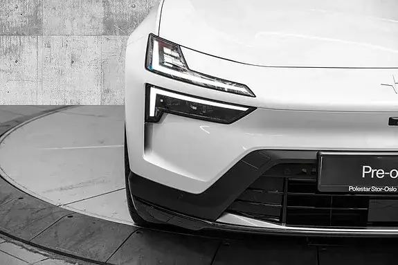Polestar 4 2025 photo 4