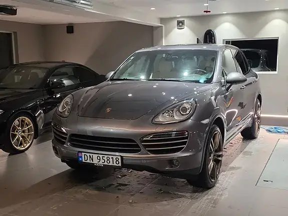 Porsche Cayenne 2013 photo 4