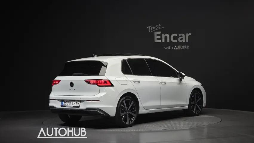 Volkswagen Golf 2026 photo 5