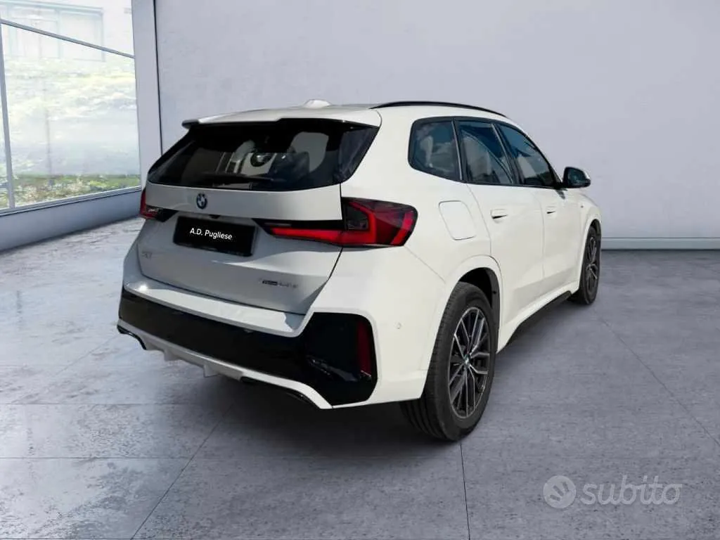 BMW X1 2024 photo 4