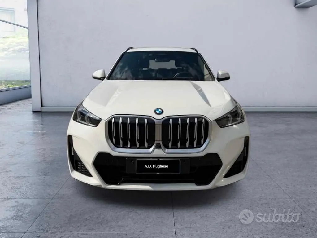 BMW X1 2024 photo 2