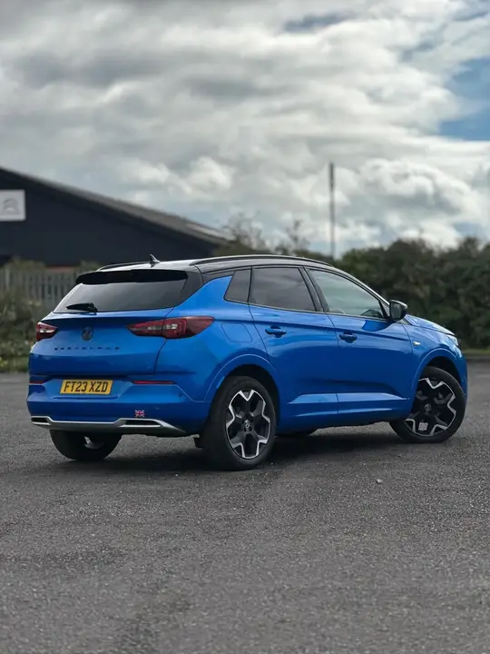 Vauxhall Grandland 2023 photo 3