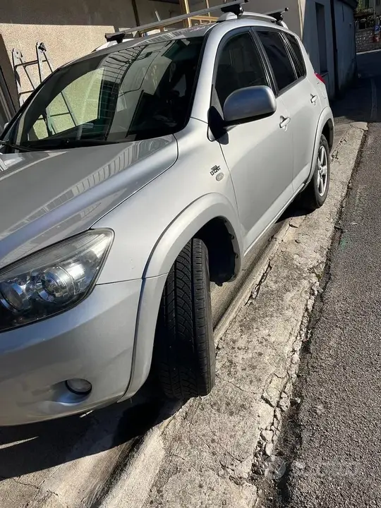 Toyota Rav4 2008 photo 2