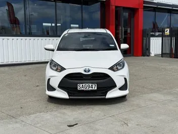 Toyota Yaris 2023 photo 4