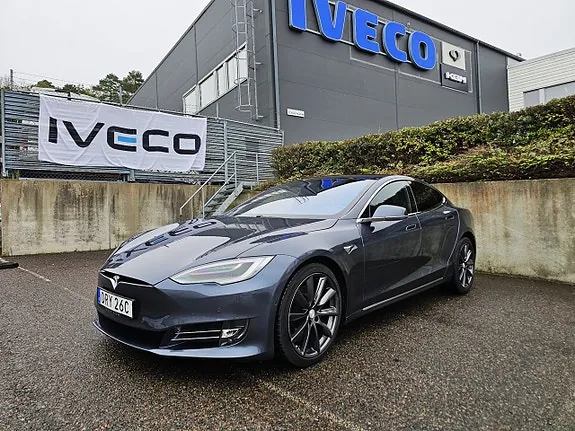 Tesla Model S 2020 photo 2