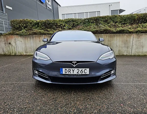 Tesla Model S 2020 photo 3