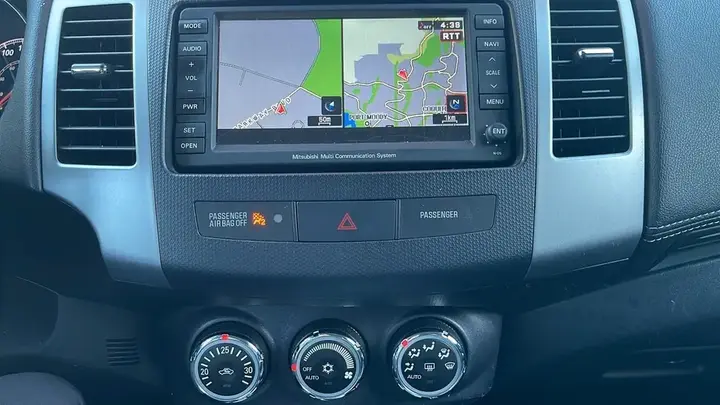 Mitsubishi Outlander 2013 photo 3