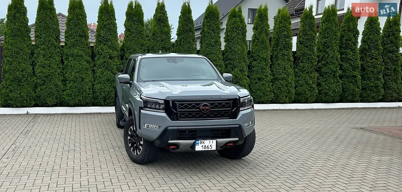 Nissan Frontier 2023 photo 3