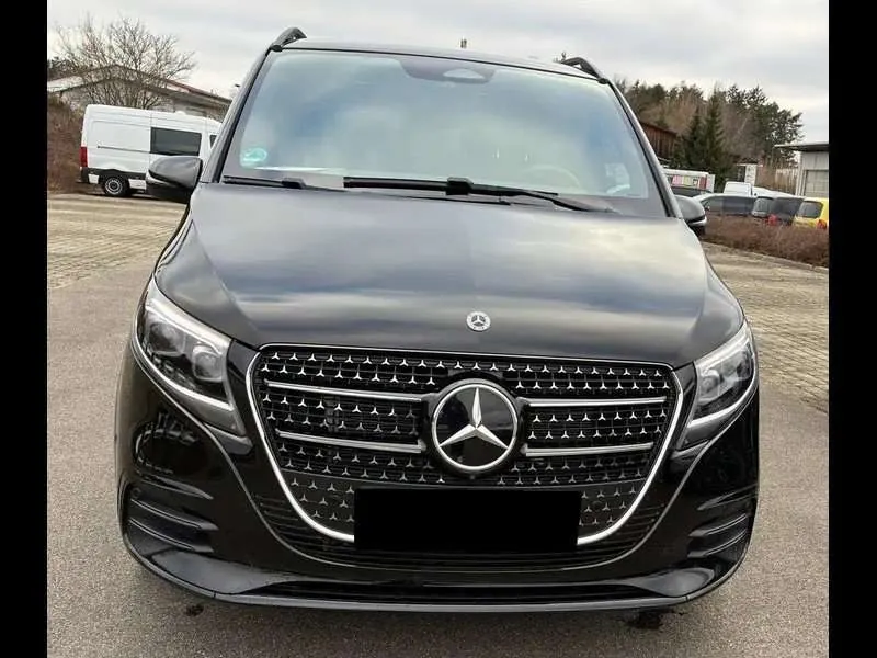 Mercedes-Benz V 250 2024 photo 3