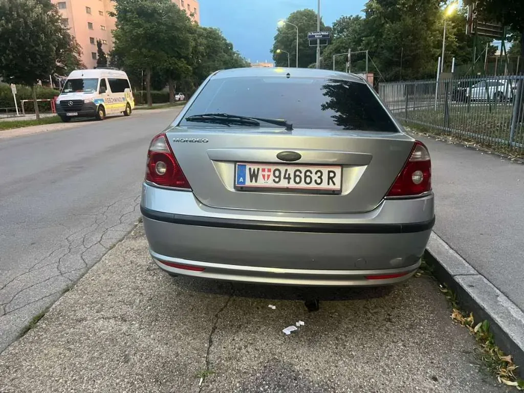 Ford Mondeo 2005 photo 2