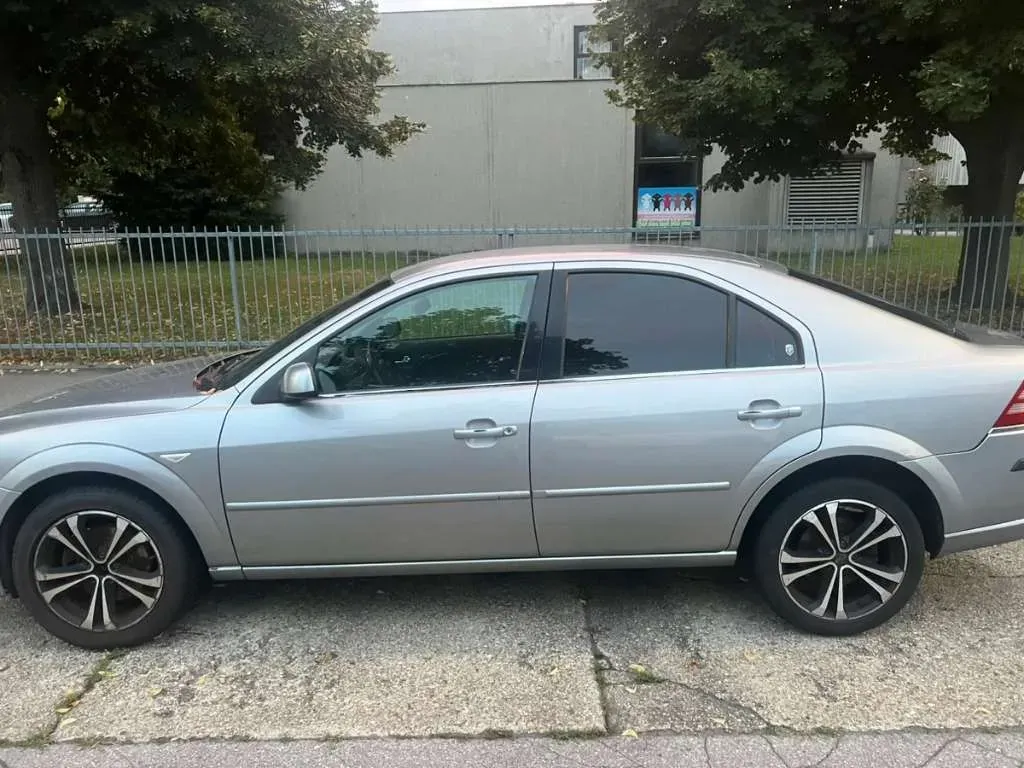Ford Mondeo 2005 photo 3