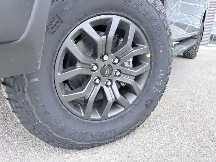Ford F-150 2026 photo 3