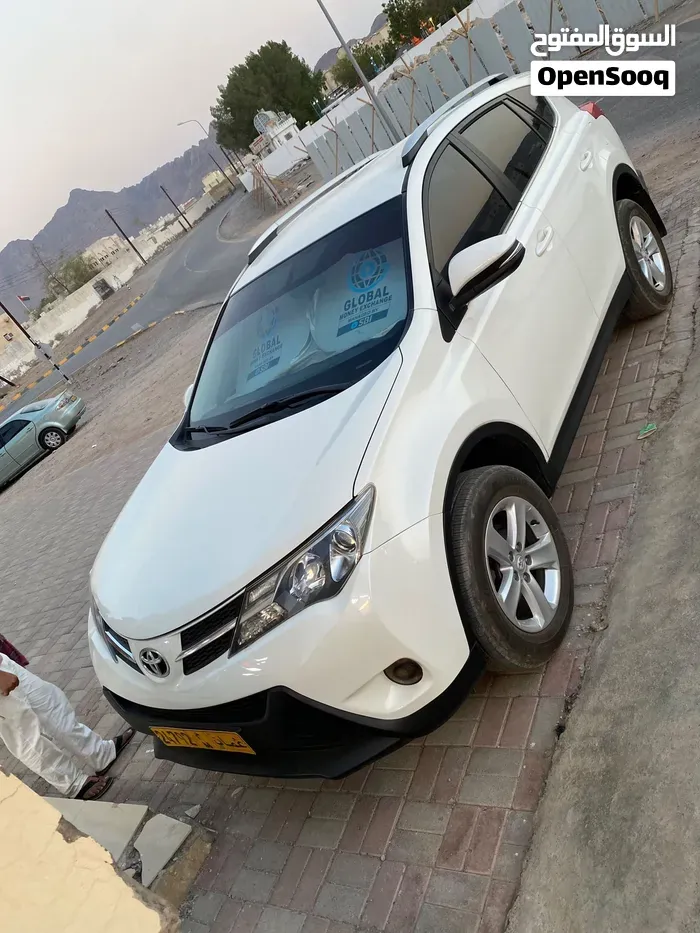Toyota Rav4 2014 photo 4
