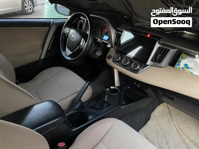 Toyota Rav4 2014 photo 2