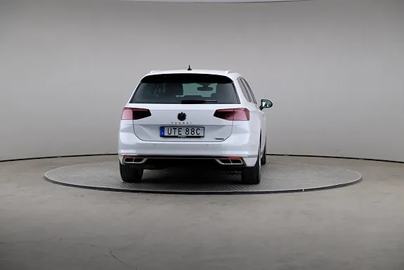 Volkswagen Passat 2022 photo 5