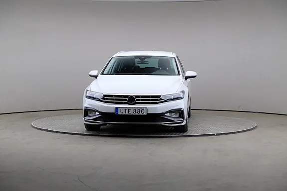Volkswagen Passat 2022 photo 3