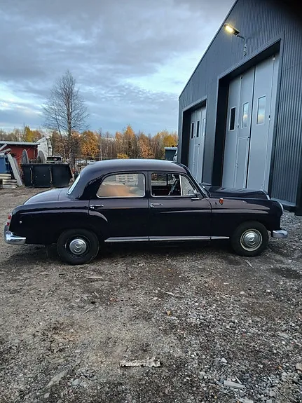 Mercedes-Benz 180 B
