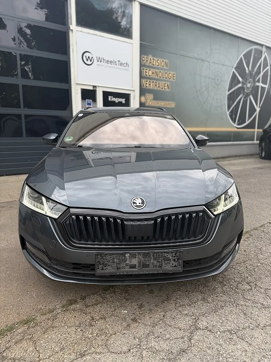 Skoda Octavia 2020 photo 2