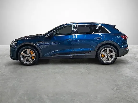 Audi E-Tron 2021 photo 2