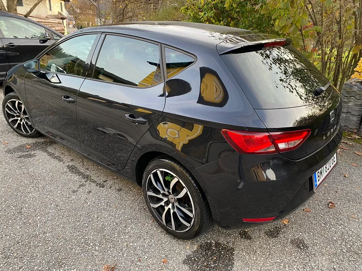Seat Leon 2013 photo 3