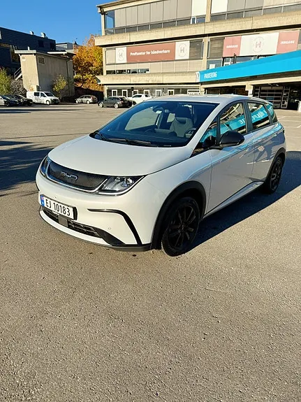 BYD Dolphin 2024 photo 2