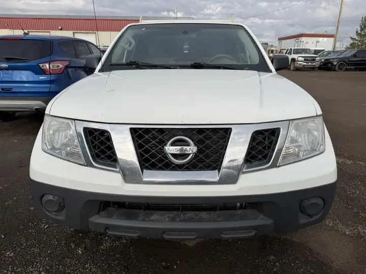 Nissan Frontier 2018 photo 2