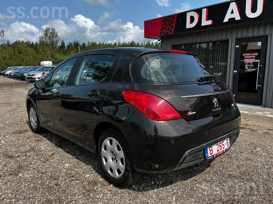 Peugeot 308 2011 photo 3