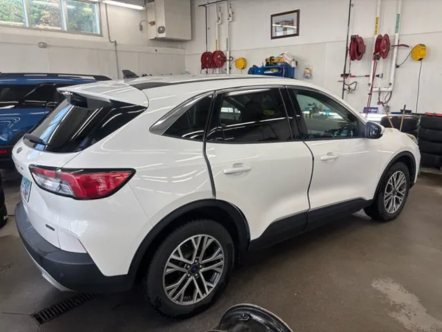 Ford Escape 2022 photo 4