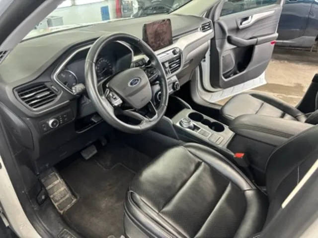 Ford Escape 2022 photo 3