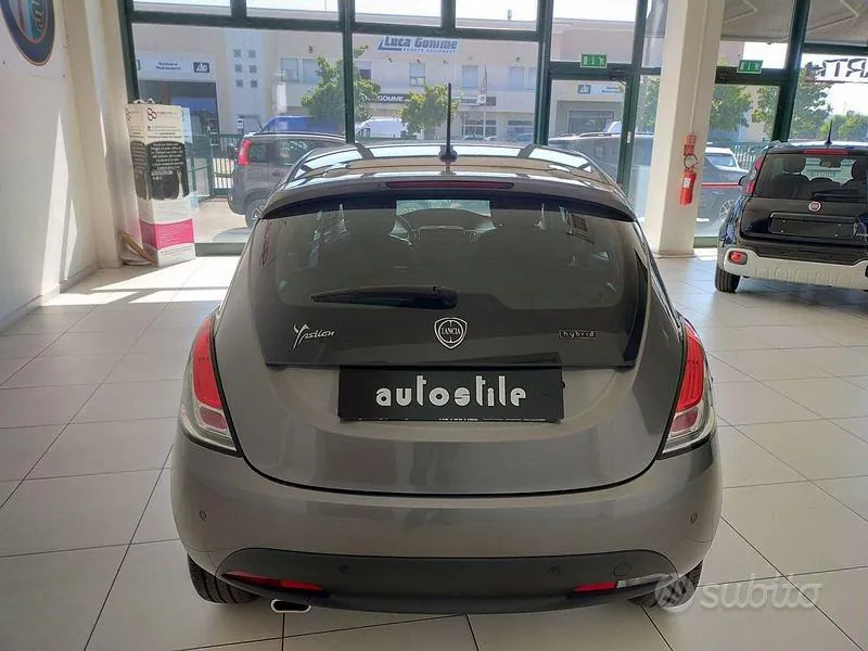 Lancia Ypsilon 2023 photo 5