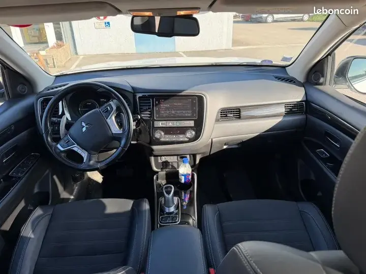 Mitsubishi Outlander 2018 photo 5
