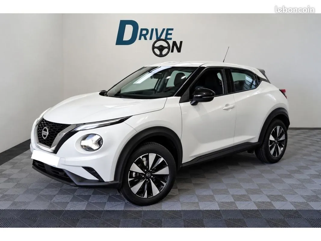 Nissan Juke 2021 photo 2