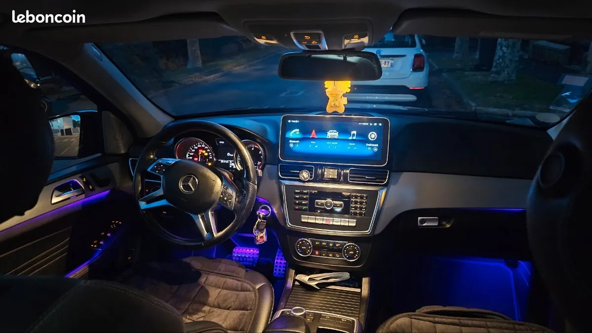Mercedes-Benz Autres 2011 photo 3