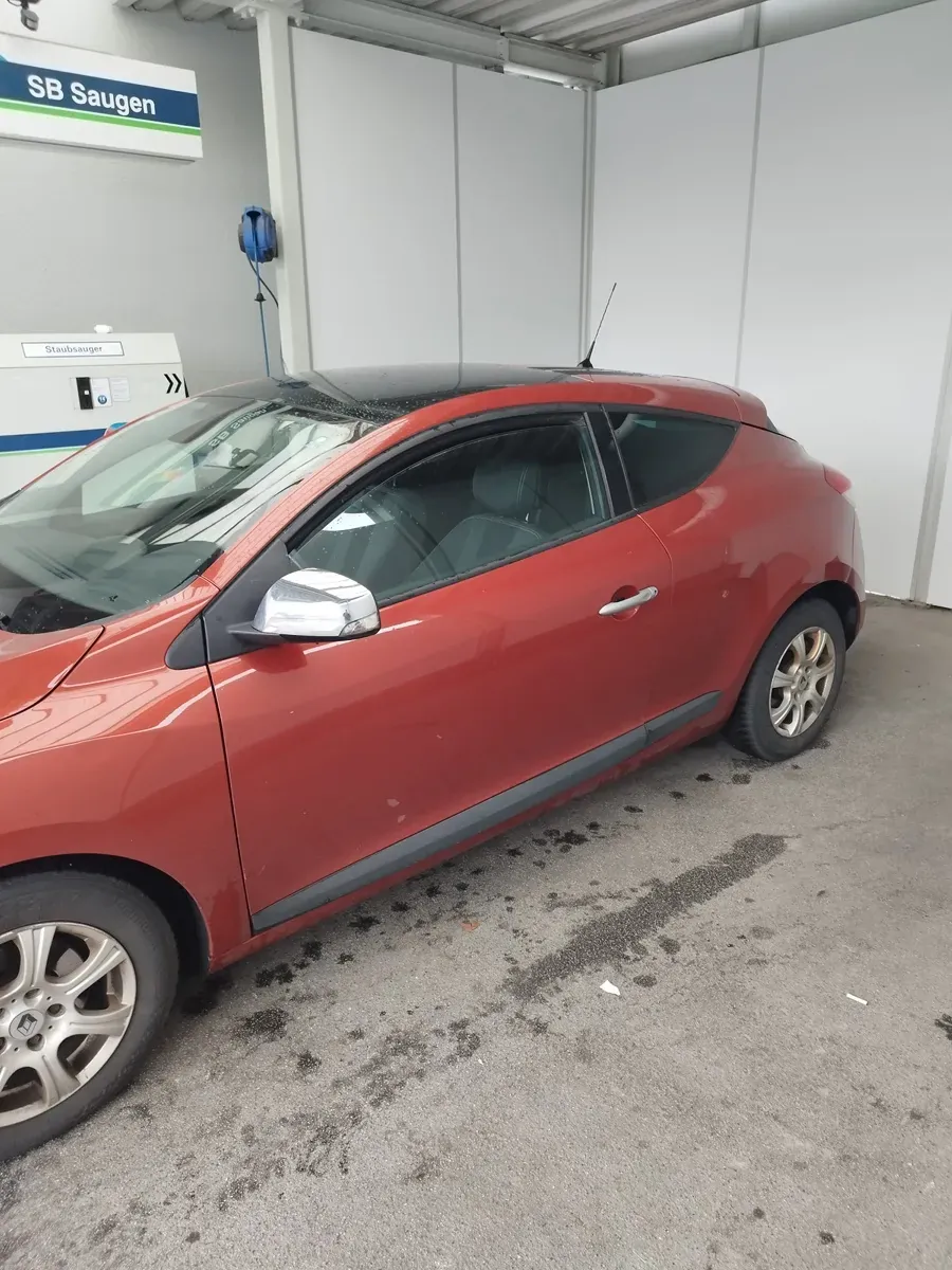 Renault Megane 2010 photo 3