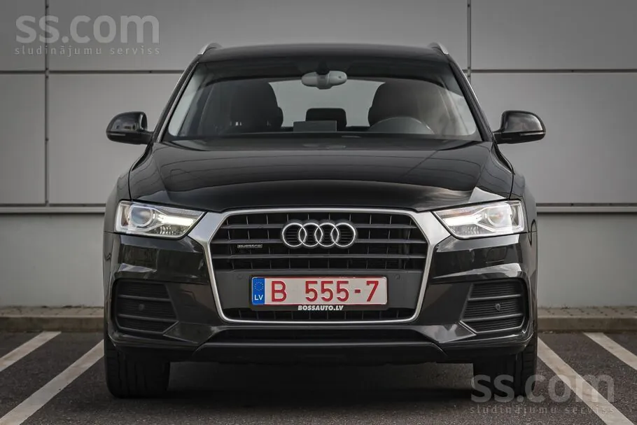 Audi Q3 2015 photo 2