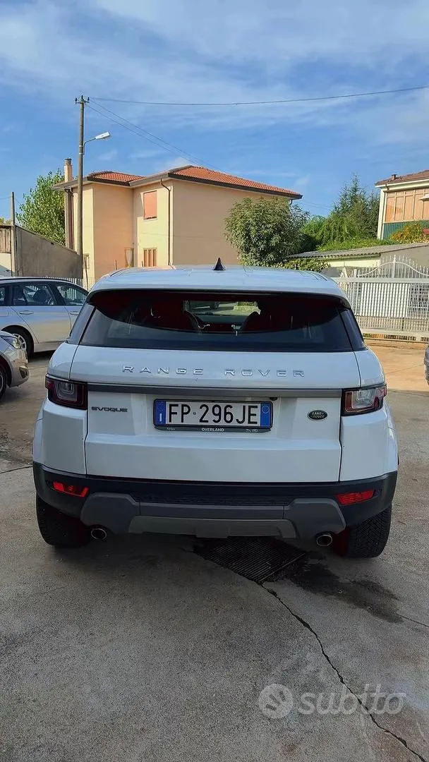 Land Rover Range Rover Evoque 2018 photo 4