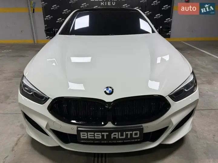 BMW 8 Series 2019 photo 2